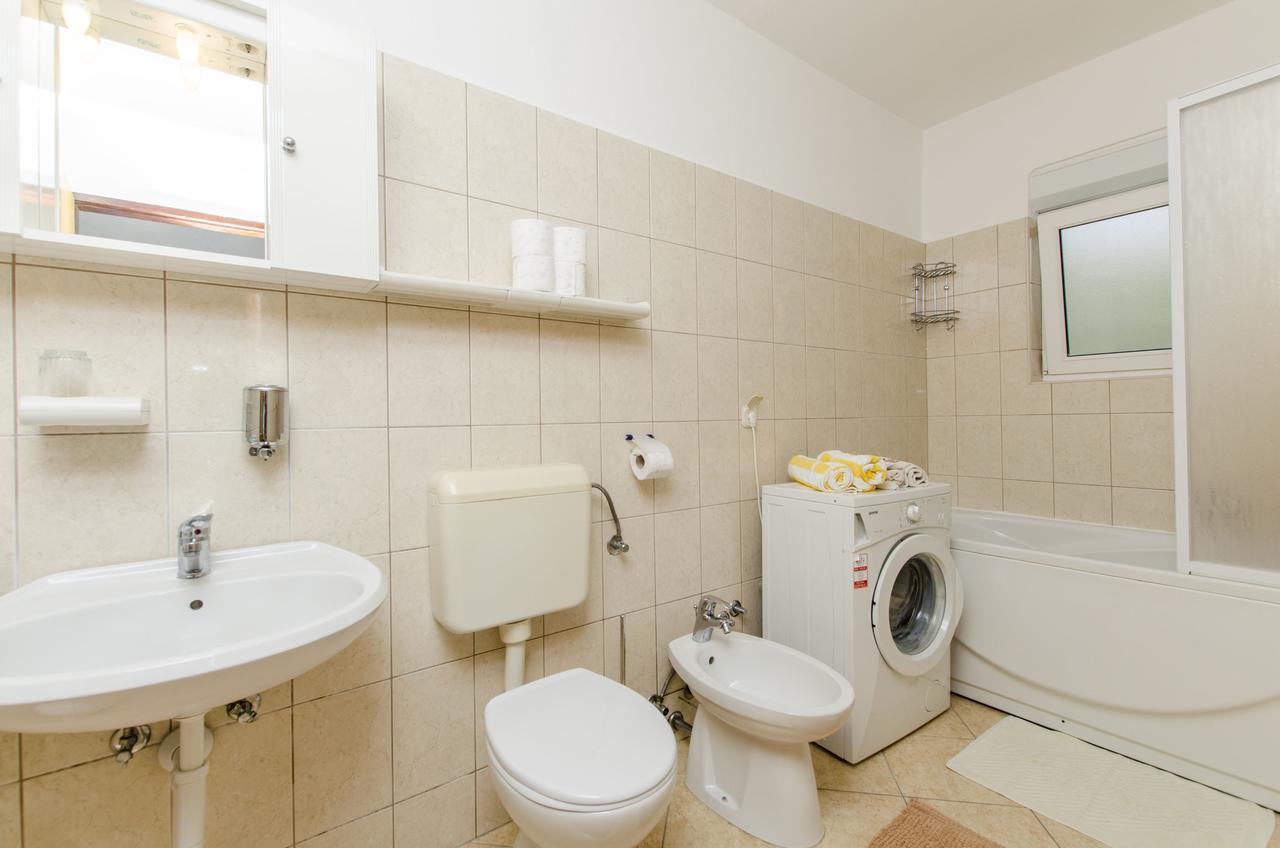 Apartment Danijela Primošten Esterno foto